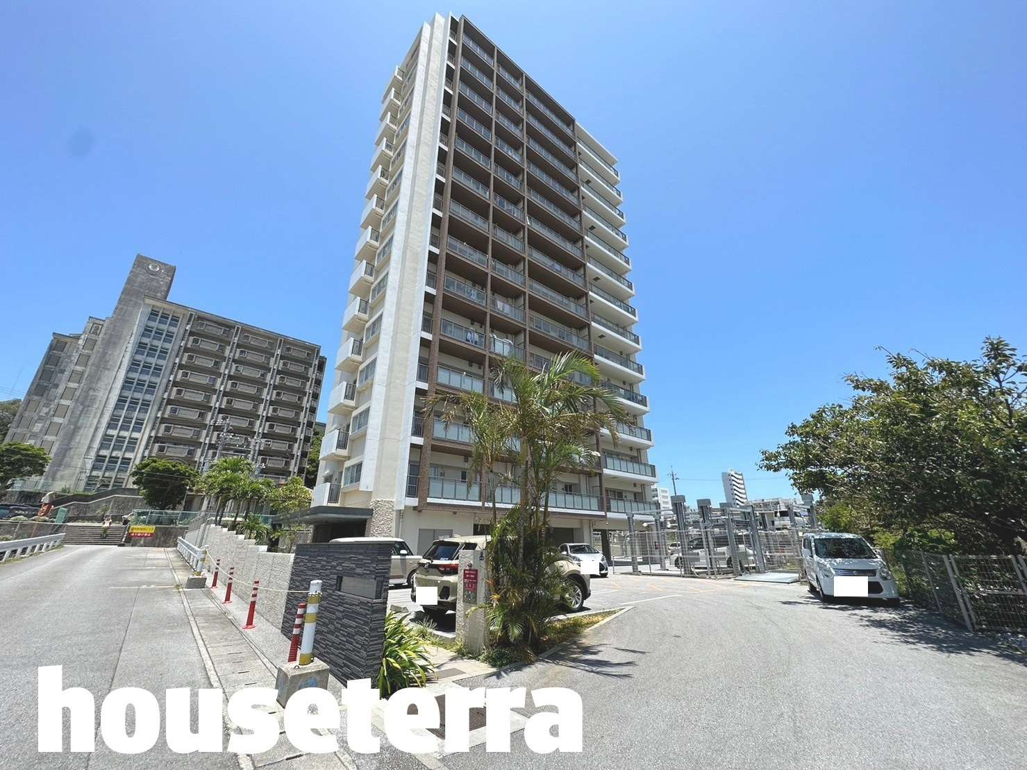 コンフォート山里ライカムタワー/14階/3LDK